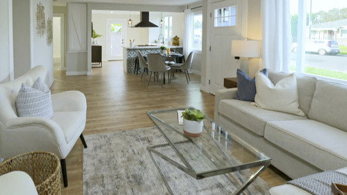 Flipping 101 With Tarek El Moussa Season 1 Episode 5 - The Craziest Ceiling in Compton