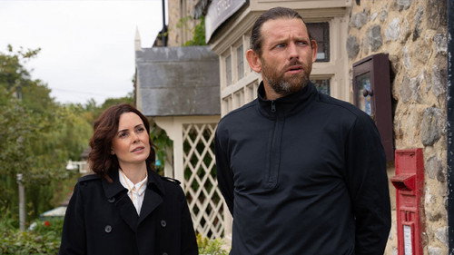 Mon 27 Oct 2025 still