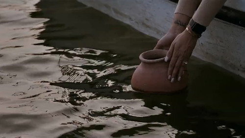 Aarya Season 1 Episode 9 - Dharm Sankat