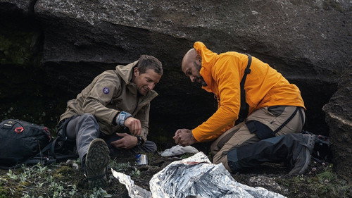 Running Wild with Bear Grylls Season 6 Episode 5 - Keegan-Michael Key in the Icelandic Lava Field