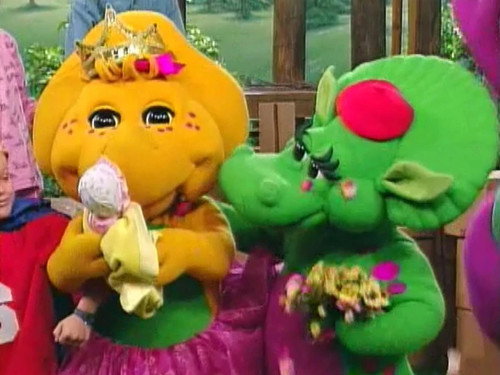 Barney & Friends Season 5 Episode 2 - Trading Places