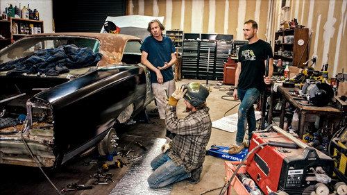 Roadkill Garage Season 7 Episode 6 - Return of the Wreck Runner!