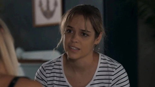 Episode 8519 still