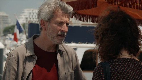 Episode 1215 still