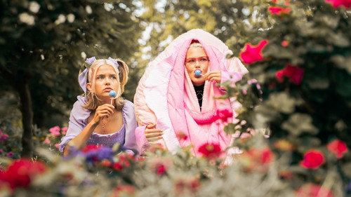 Like Mother, Like Daughter Season 1 Episode 1 - Luonnonkaunis