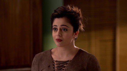May I Come in Madam? Season 1 Episode 7 - Madam De Gayi Gift