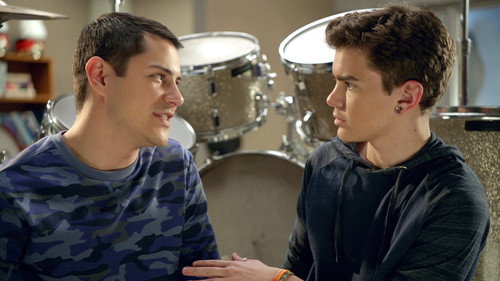 Faking It Season 3 Episode 9 - Ex-Posed
