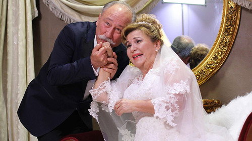 Hangimiz Sevmedik Season 1 Episode 40 - Episode 40