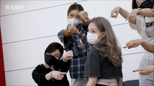 TWICE TV Season 20 Episode 4 - NAYEON “POP!” Dance Practice Behind the Scenes