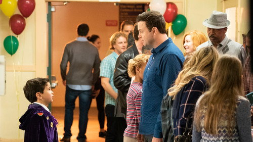 Single Parents Season 1 Episode 13 - Graham D'Amato: Hot Lunch Mentalist
