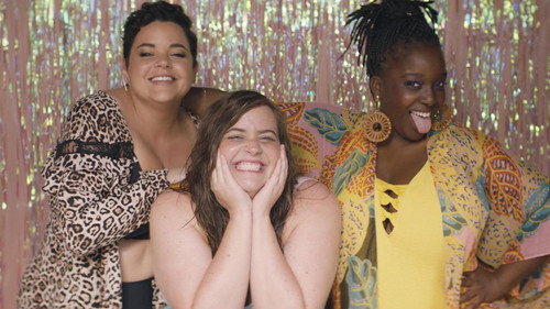 Shrill Season 1 Episode 4 - Pool