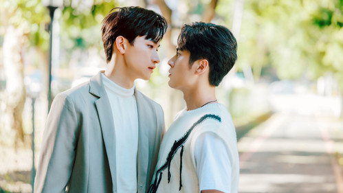 Exclusive Love Season 1 Episode 3 - I Feel My Heart Fluttering