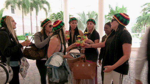 The Real Housewives of Orange County Season 13 Episode 13 - Heat Waves and Hot Flashes