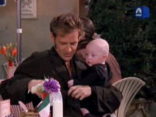 Caroline in the City Season 4 Episode 21 - Caroline and El Niño