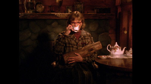 Log Lady Introduction - S02E08 still