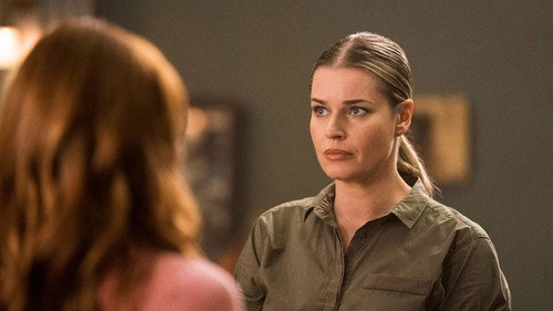 The Librarians Season 4 Episode 9 - And a Town Called Feud
