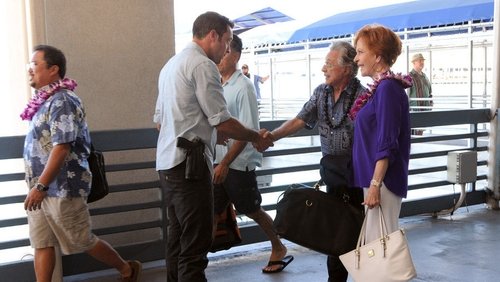 undefined Season 5 Episode 8 - Ka Hana Malū (Inside Job)