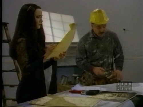 The New Addams Family Season 1 Episode 33 - Morticia, the Decorator