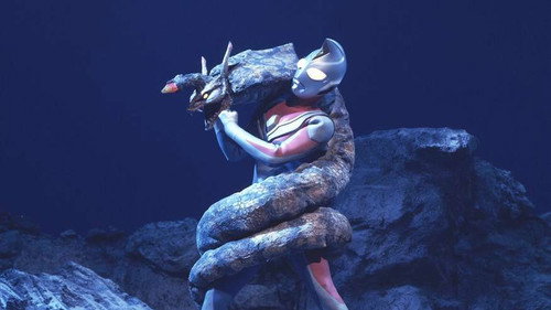 Ultraman Dyna Season 1 Episode 23 - Dream Fortress