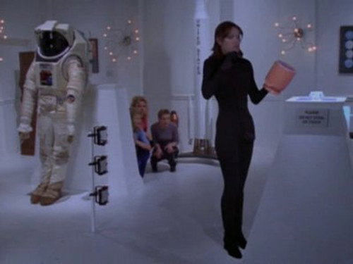 Sabrina, the Teenage Witch Season 3 Episode 20 - Sabrina's Pen Pal