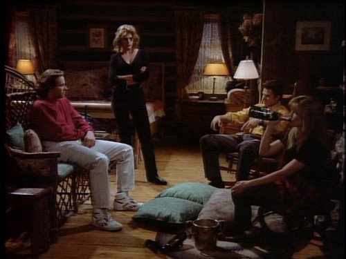 Wings Season 5 Episode 5 - An Affair to Forget