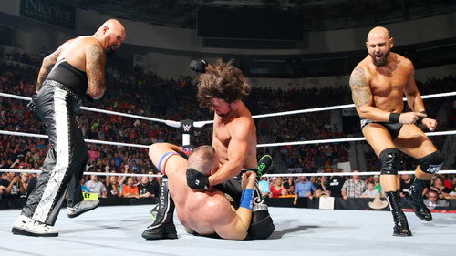 Raw Season 24 Episode 22 - May 30, 2016 (Green Bay, WI)