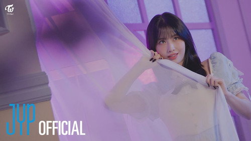 TWICE TV Season 22 Episode 2 - TWICE “MOONLIGHT SUNRISE” M/V Behind the Scenes EP.02