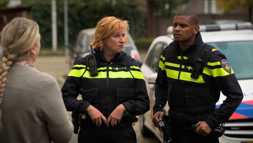 Flikken Maastricht Season 20 Episode 8 - At the very bottom