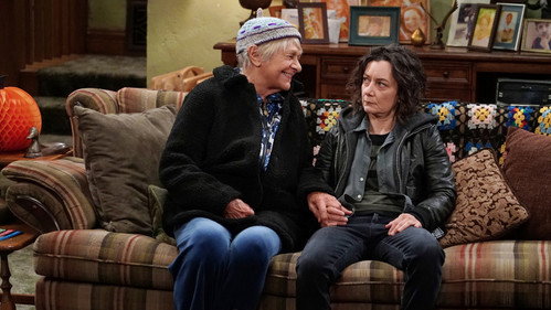 The Conners Season 2 Episode 5 - Nightmare on Lunch Box Street