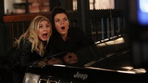 Happy Endings Season 3 Episode 9 - Ordinary Extraordinary Love
