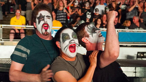 Comic Book Men Season 4 Episode 15 - KISS My Stash
