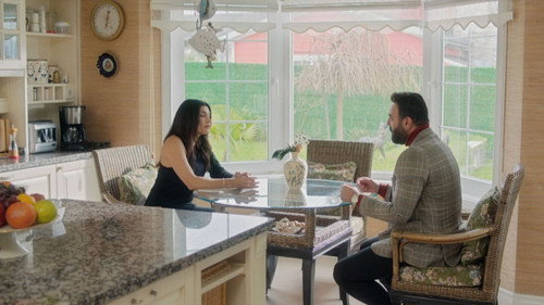 Episode 32 still
