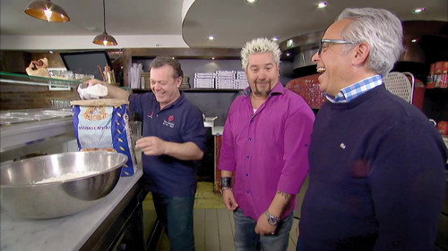 Diners, Drive-Ins and Dives Season 42 Episode 13 - Triple D Nation: Old Friends, New Flavors