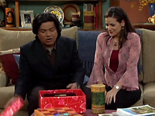 George Lopez Season 2 Episode 14 - The Valentine's Day Massacre