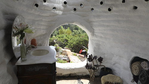 Building Off the Grid Season 13 Episode 8 - California Earth Home
