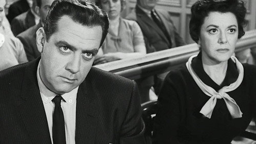 Perry Mason Season 2 Episode 23 - The Case of the Howling Dog