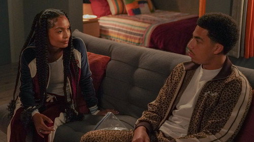 grown-ish Season 5 Episode 18 - Cash In Cash Out