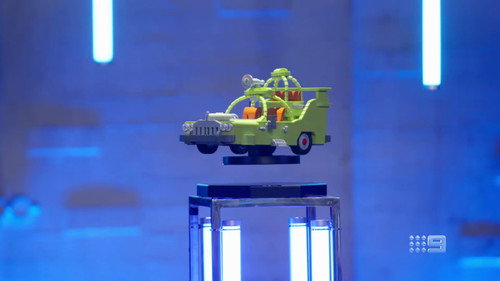LEGO Masters Season 4 Episode 4 - Car of the Future and Old is New