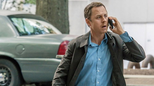 Sneaky Pete Season 2 Episode 1 - The Sinister Hotel Room Mystery