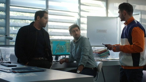 Episode 1401 still