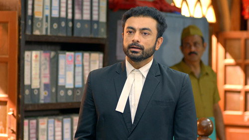 Court Ki Ladai still