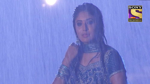 Kuch Toh Log Kahenge Season 1 Episode 19 - Ashutosh Drives Nidhi Home