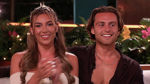 Love Island: Aftersun Season 7 Episode 8 - Episode 8