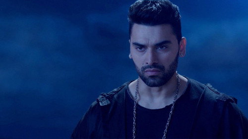 Naagin Season 3 Episode 85 - Hukum Takes Vish Captive