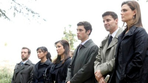 Bones Season 4 Episode 22 - The Double Death of the Dearly Departed