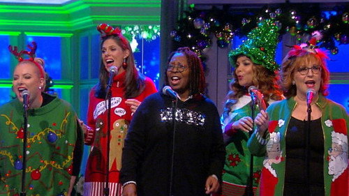 Leslie Mann and Darlene Love still