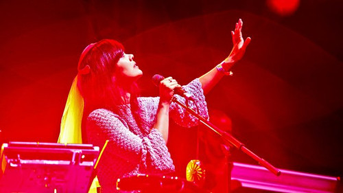 Glastonbury Season 20 Episode 10 - Bat For Lashes