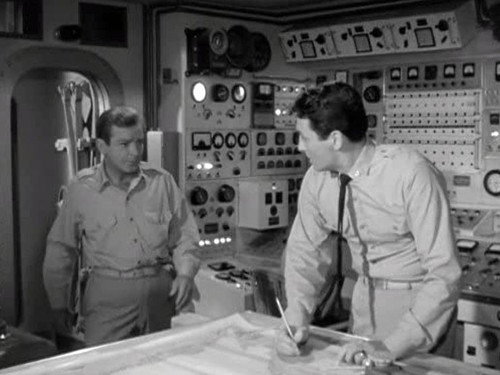 Voyage to the Bottom of the Sea Season 1 Episode 30 - The Secret of the Loch