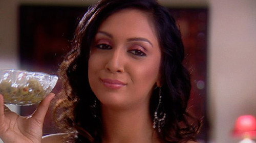 Jassi Witnesses Purab & Ragini still