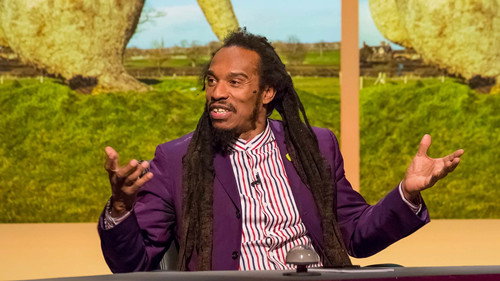 QI Season 18 Episode 11 - Roaming